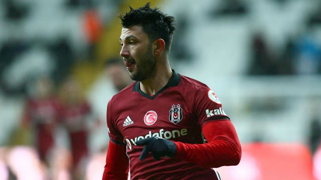 Trabzonspor Tolgay Arslan ve Tunay Torun'u kadrosuna katmayı planlıyor