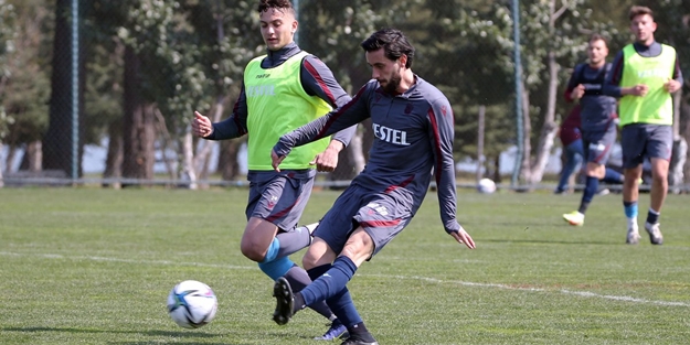 Trabzonspor, U19 takımıyla hazırlık maçı yaptı