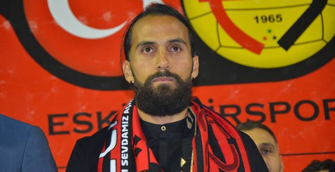 Trabzonspor, Zengin'in Eskişehirspor'a transferini KAP'a bildirdi