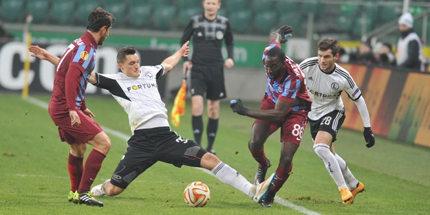 Trabzonspor zirveyi Varşova'ya kaptırdı