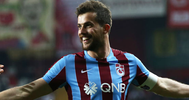 Trabzonspor'da büyük deprem! 4 isimle yollar ayrıldı