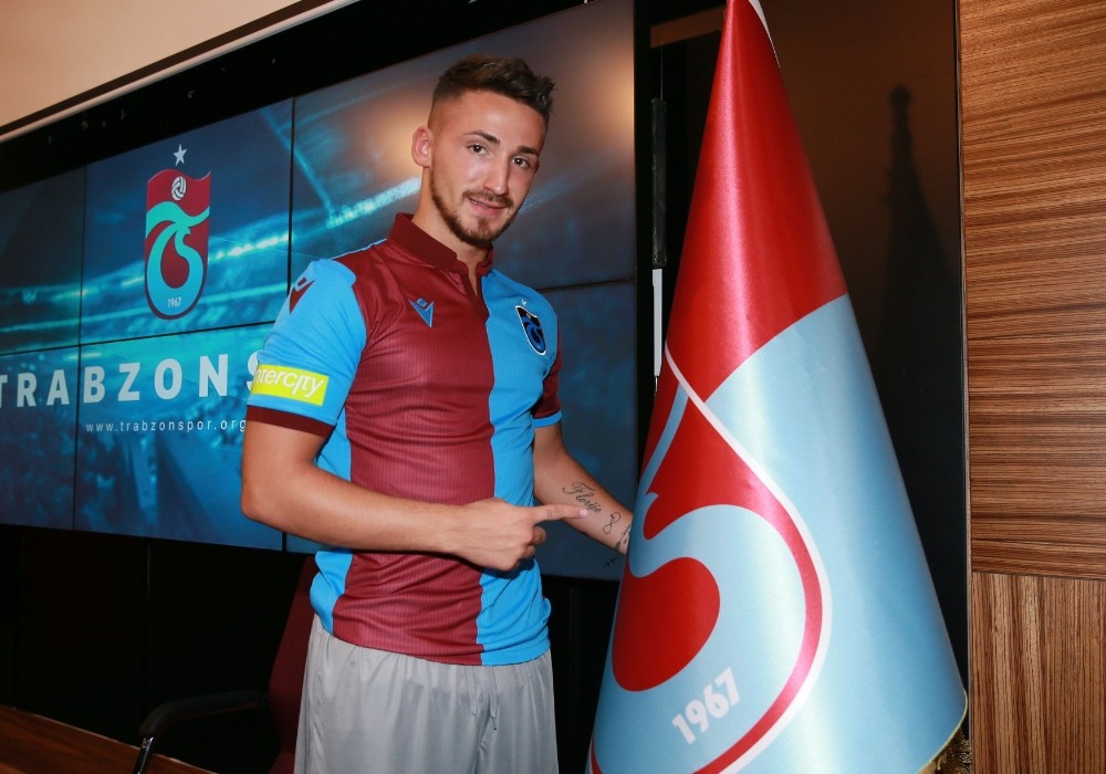 Trabzonspor’da Donis Avdijaj ve Ahmet Baha Bilgin ile sözleşme imzalandı 