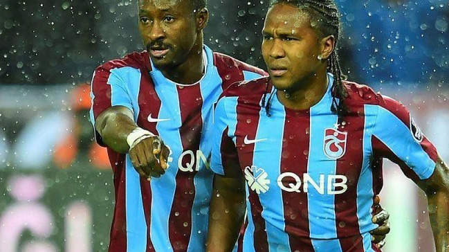 Trabzonspor'da iki golcü N'Doye ve Rodallega sarı kart sınırında