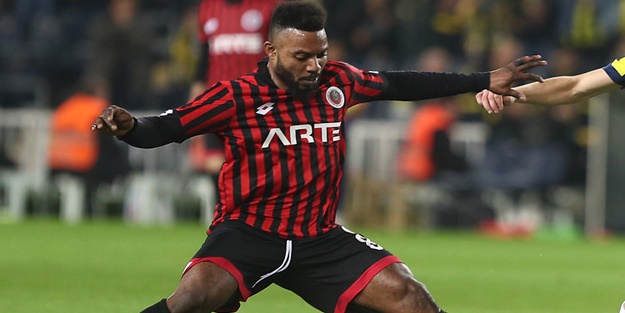 Trabzonspor'da Sessegnon sesleri!