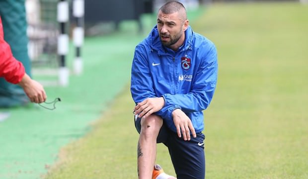 Trabzonspor'dan Burak Yılmaz'ın yüzünü güldüren hamle