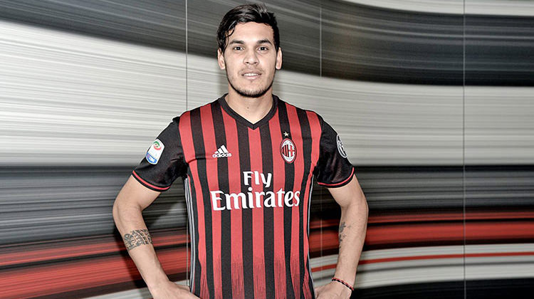 Trabzonspor'dan Fenerbahçe'yi kızdıracak transfer!