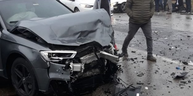 Trabzonsporlu futbolcu kaza yaptı