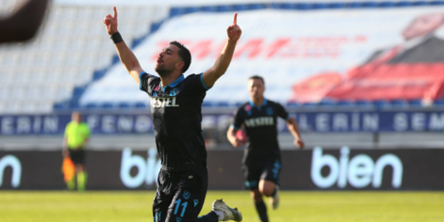 Trabzonsporlu futbolcu Yunanistan'ı salladı