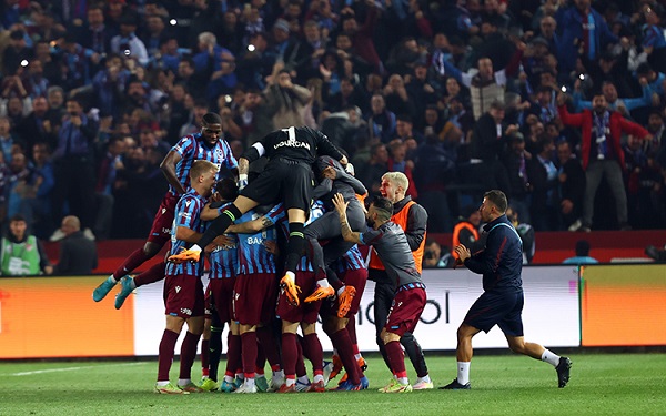 Trabzonspor'un kaç şampiyonluğu var? Trabzonspor en son ne zaman şampiyon oldu?