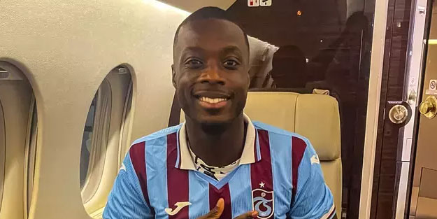 Trabzonspor'un yeni transferi Nicolas Pepe Trabzon'a geldi