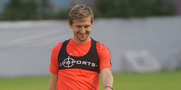 Trabzonspor'un yeni yıldızı ilk antrenmanına çıktı