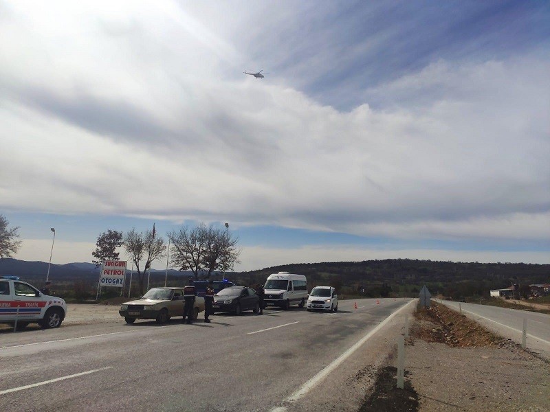 Trafiğe havadan helikopterli denetim 