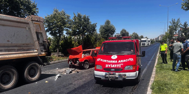 Trafiğe kapalı yola girdi, dehşet saçtı: Ölüler var