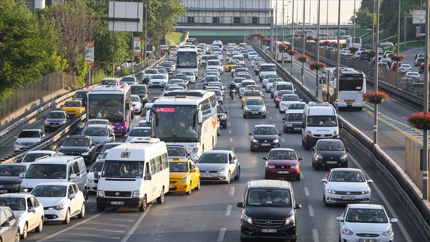 Trafiğe kayıtlı araç sayısı 23 milyonu aştı