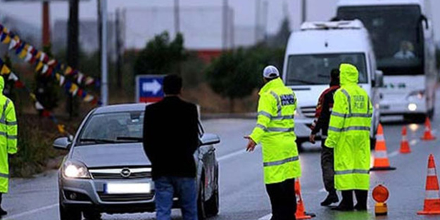 Trafik cezalarını yüzde 60 azaltan teklif kabul edildi