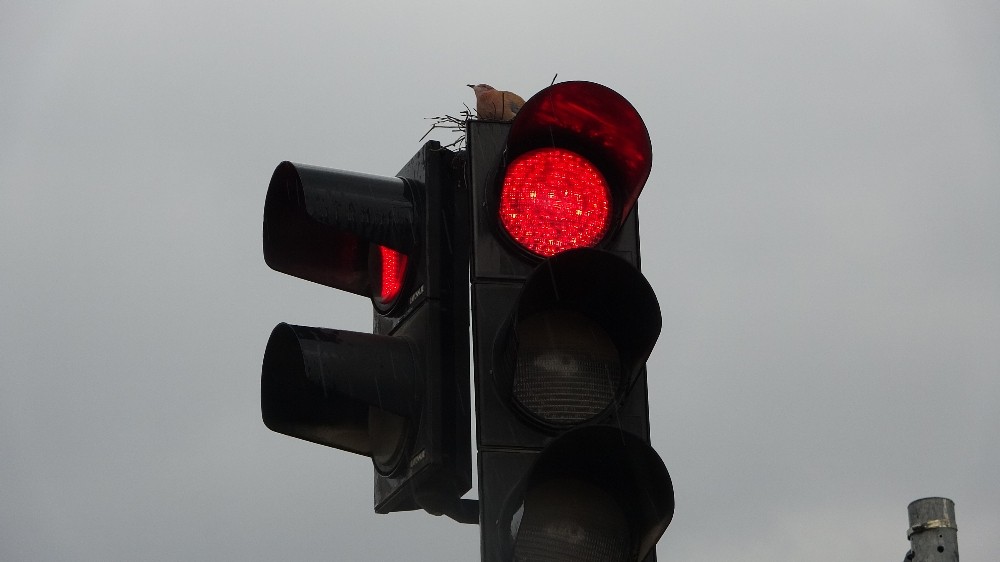 Trafik ışıklarında annelik nöbeti 