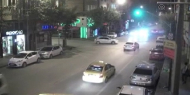 Trafik kazaları MOBESE'de - VIDEO