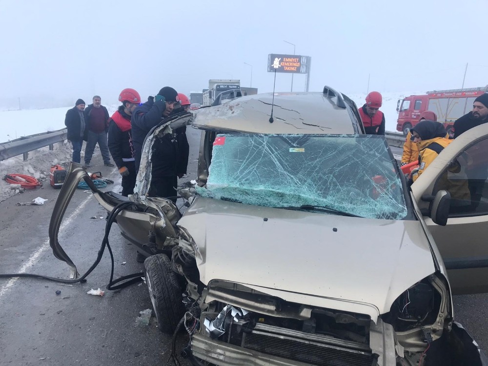 Trafik kazası 5 yaralı 
