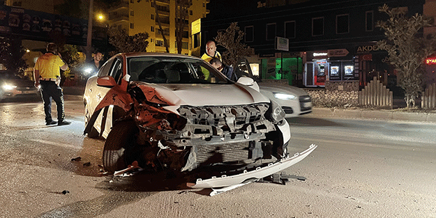 Trafik kazası sonrası bıçaklı saldırı: 1 kişi yaralandı