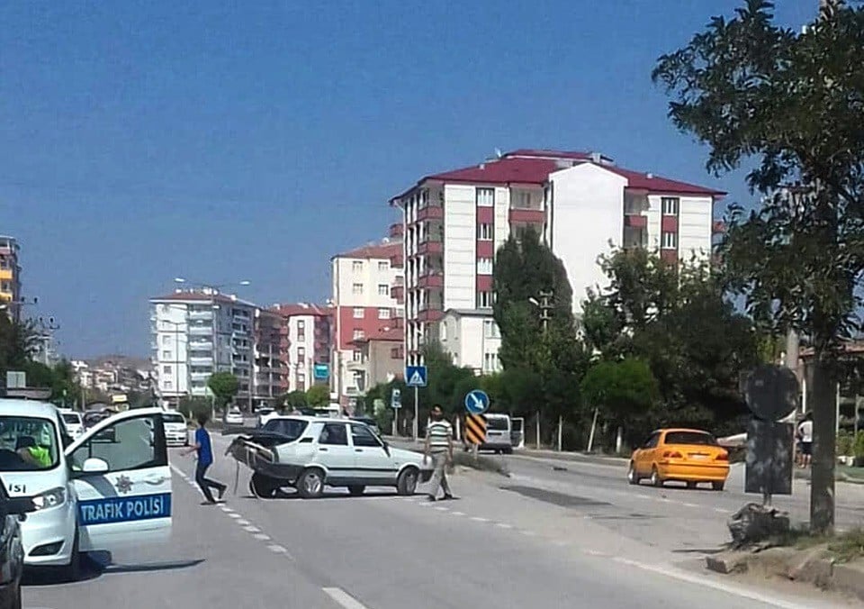 Trafik kazasında 2 kişi yaralandı 