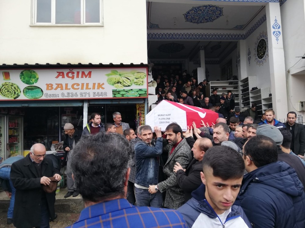 Trafik kazasında hayatını kaybeden Uzman Çavuş memleketi Batman’da toprağa verildi 