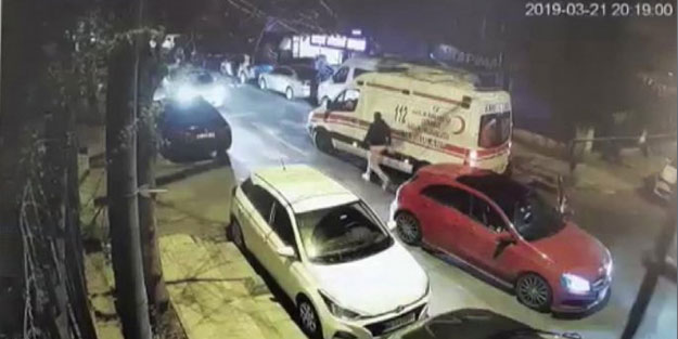 Trafik magandasından ambulans şoförüne tekme tokat dayak
