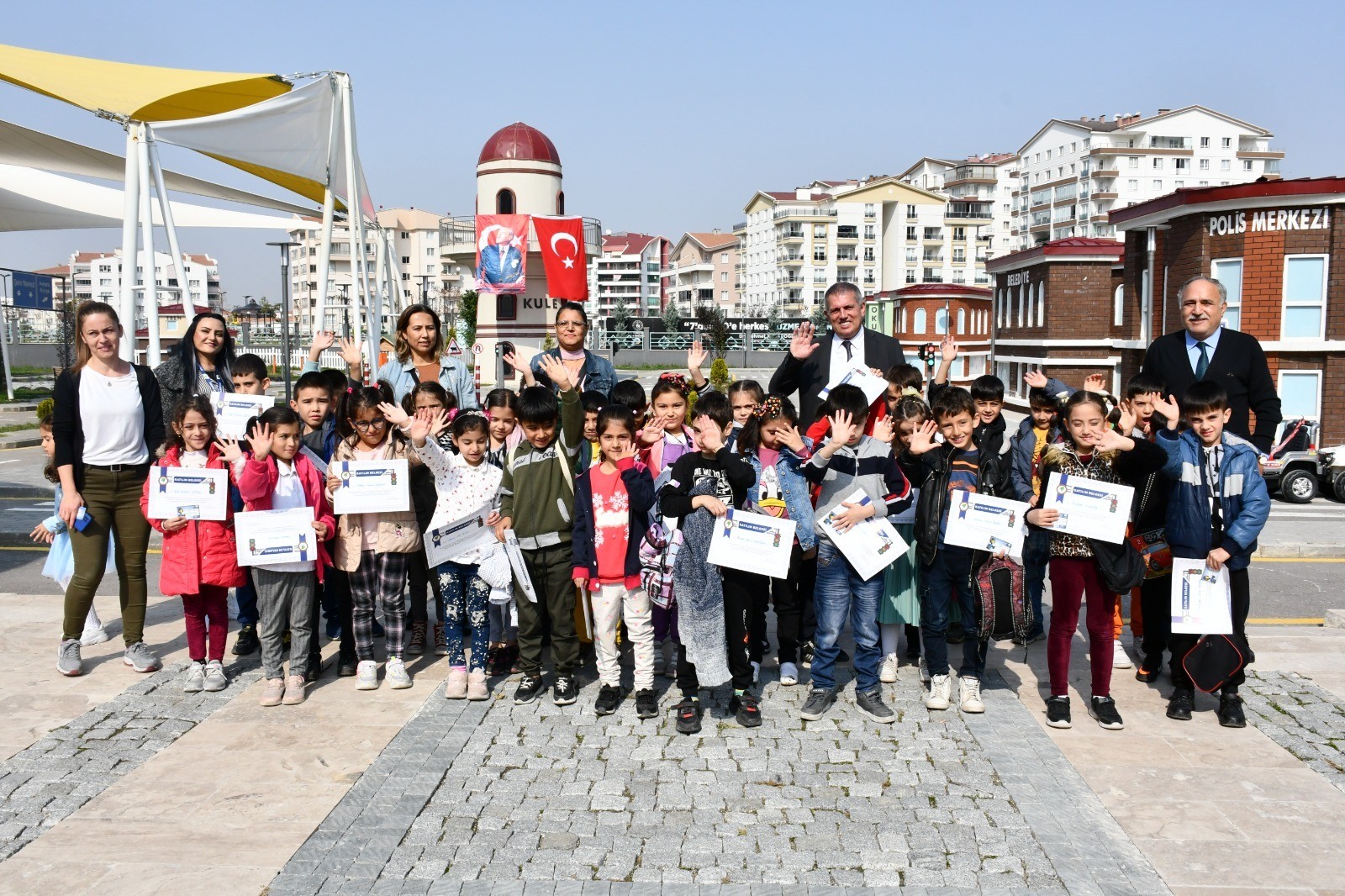 Trafik parkurunda eğitim zamanı