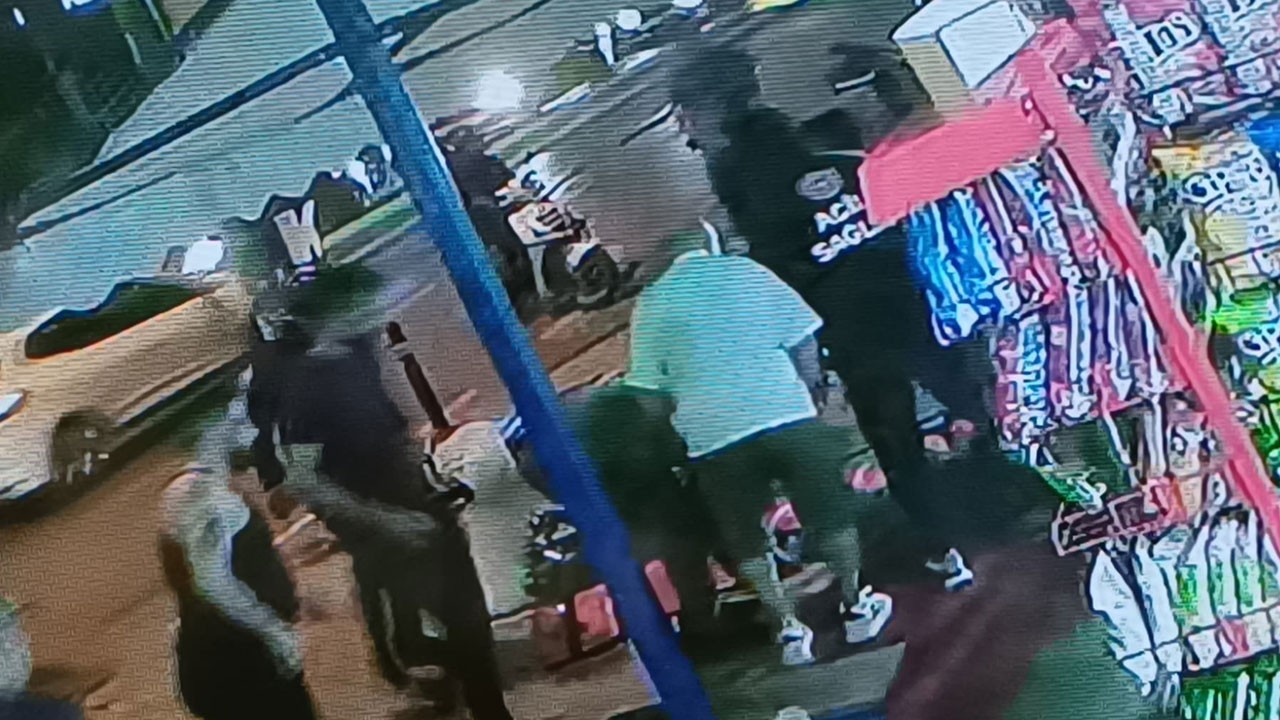 Trafik tartışması hastanede bitti! Önce yumruk attı sonra kalp masajı yaptı