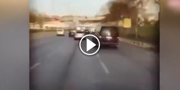 Trafik terörü kamerada!