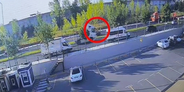 Trafikte dehşet! O anlar saniye saniye kaydedildi