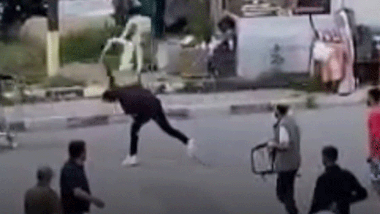 Trafikte korna kavgası meydan savaşına dönüştü!