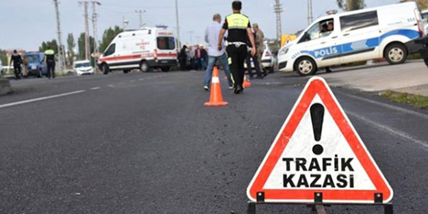 Trafikte makas terörü! Kadın yolcu otomobilden fırladı