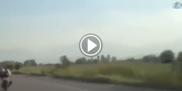 Trafikte tehlikeli gösteri