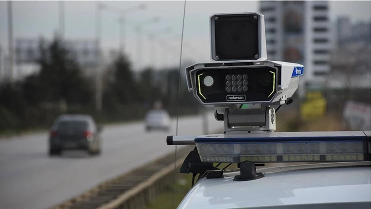 Trafikte yeni dönem: Radar noktaları artık haritada görülecek!