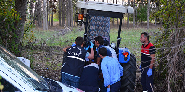 Traktörünü tamir ediyordu! Altında kaldı