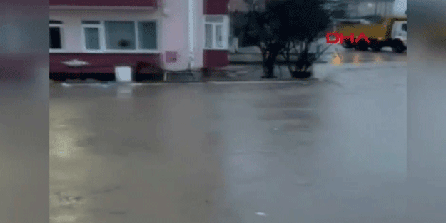 Trakya sele teslim oldu! O anlar böyle görüntülendi