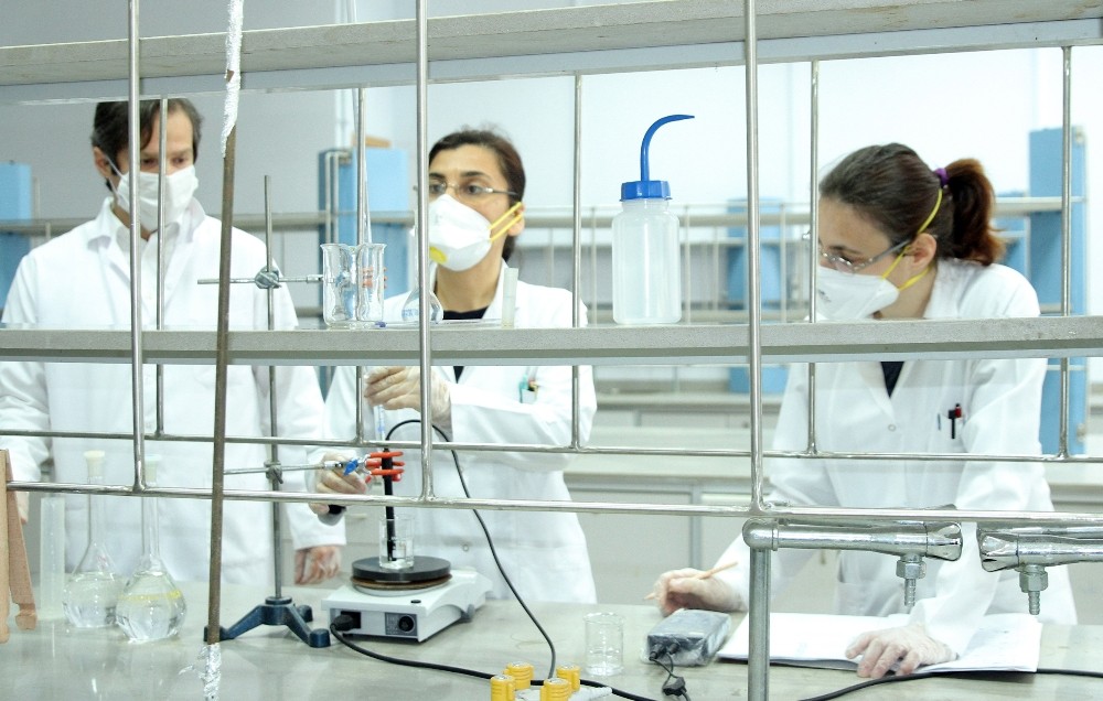 Trakya Üniversitesi Kimya Bölümünden dezenfektan üretimi 
