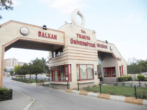 Trakya Üniversitesi öğretim üyeleri alıyor