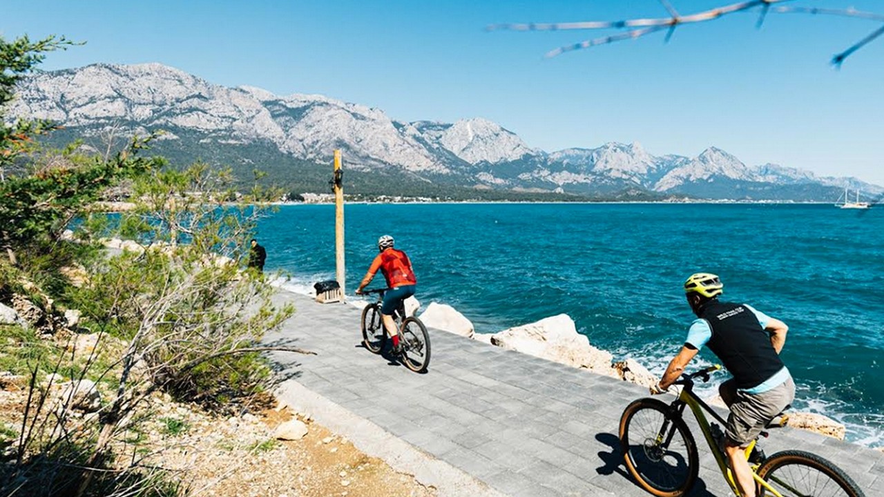 Trans Taurus Dağ Bisikleti Etap Yarışları sıralama turu ile start aldı