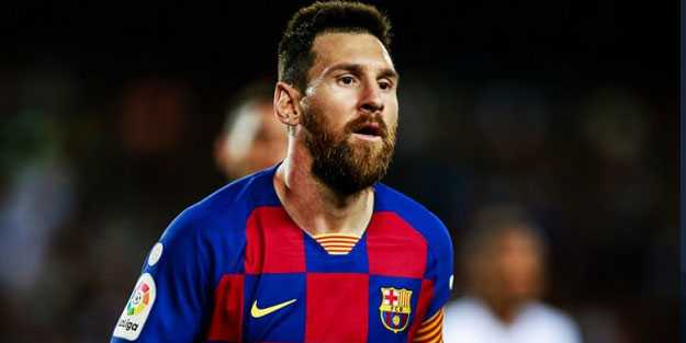 Transfer olacak denilen Lionel Messi ilk antrenmanına çıktı