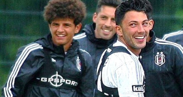 Transfer olduğunu sosyal medyadan duyurdu