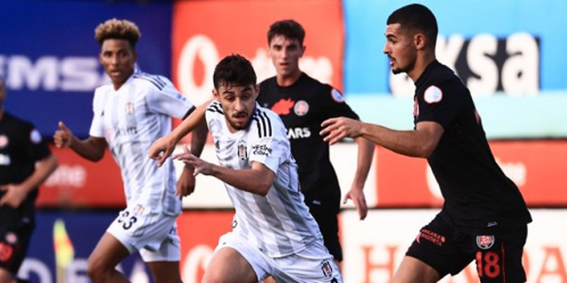 Transferde şaşırtan gelişme! Beşiktaş ve Roberto Pereyra...