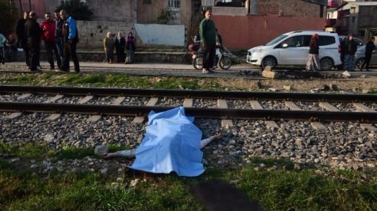 Tren yolunda korkunç manzara!