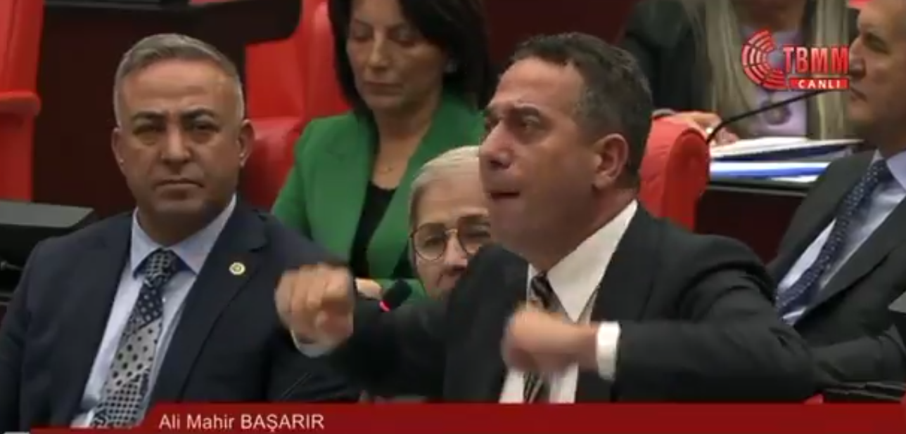 TRT’de Canlı Yargı İsteyen CHP, Dosya Sızınca Rahatsız Oldu! Ali Mahir’den "Şeffaflık" U-Dönüşü