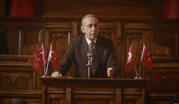 TRT’den 1960 Darbesine Özel Belgesel: “Darbelerin Pusulası: 27 Mayıs”