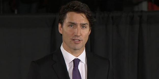Trudeau 2017'de saldırıya uğrayan camiyi ziyaret etti: İslamofobiye burada yer yok