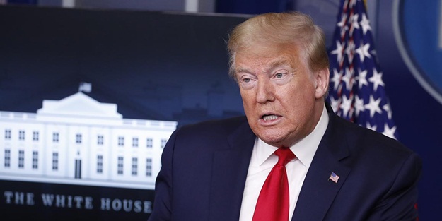 Trump ilk kez maskeyle ortaya çıktı