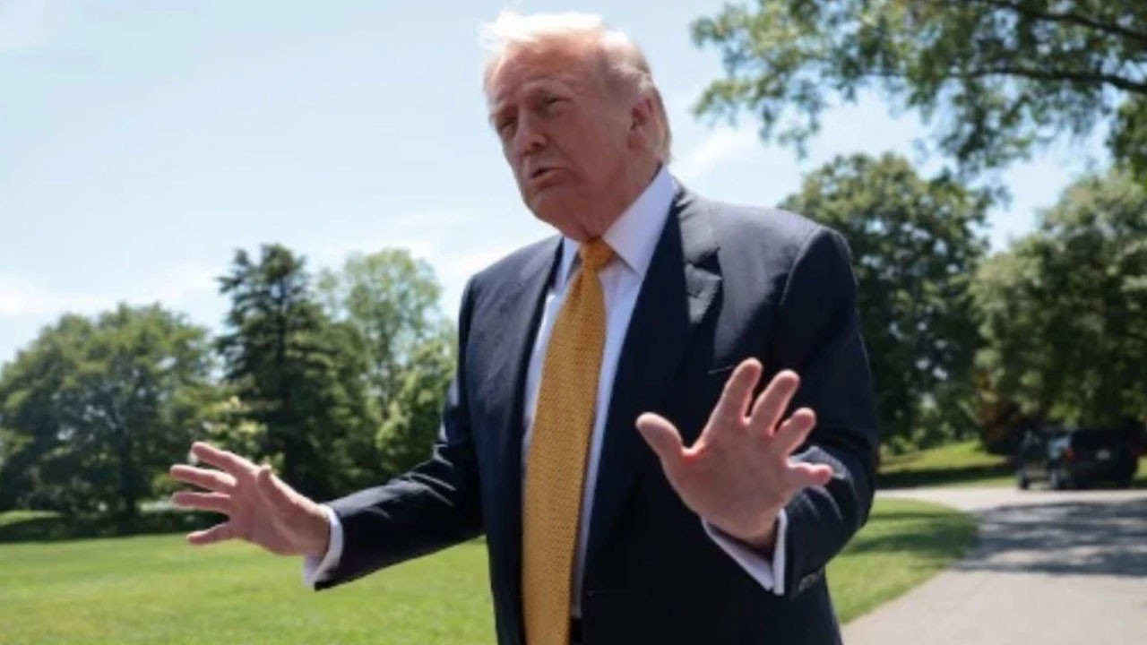Trump kadın gazetecilere yine hakaret yağdırdı: Seni aptal insan...