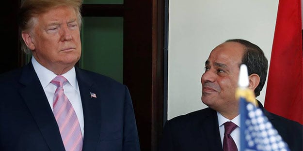 Trump ve kuklası Sisi bir araya geldi... Hayran hayran izledi!
