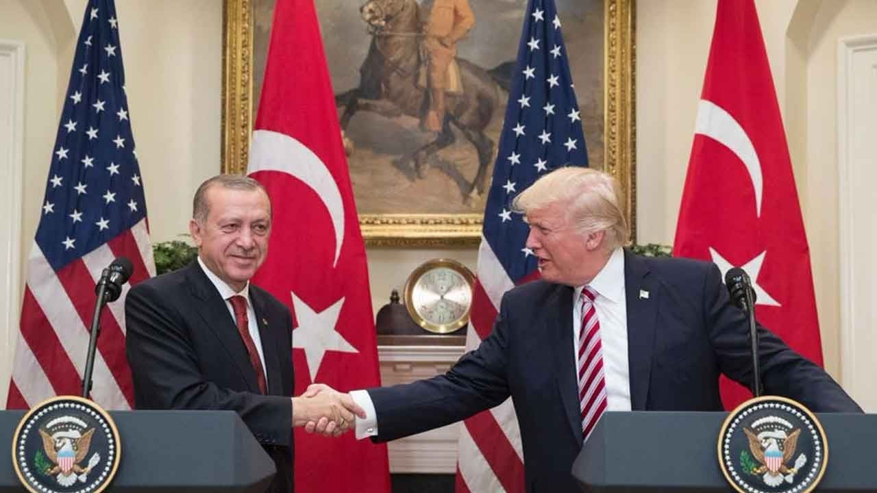 Trump Yunanistan'ı yerle yeksan etti! "Ayasofya'yı savaşarak kazandılar siz hırsızsınız" dedi!